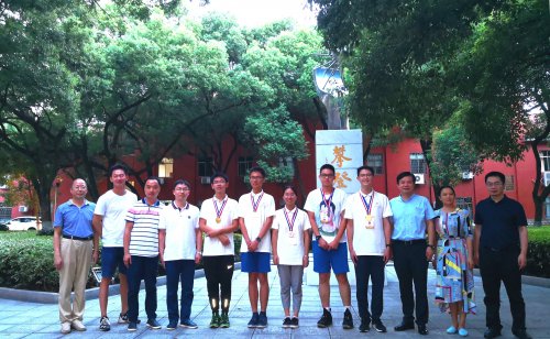 喜报:彭凌峰、谢真乐、钟砺涵三位同学入选生物奥赛国家集训队