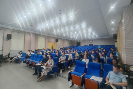 迎新聚力，共谱新篇-数学教研组2025-2026学年第一学期开学工作会议