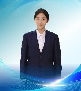 学生社团联合会主席 高2423班谭瑾谦