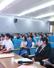 领英传薪火 砥柱激中流 ——学校两校区学生干部交流论坛圆满举办