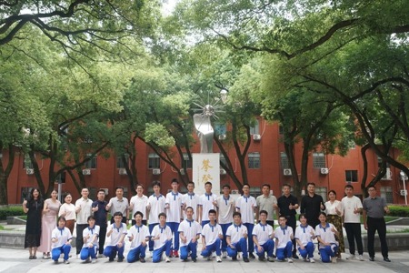 全省第一！我校生物组18名学子入选生物竞赛省队