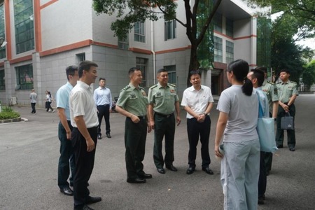 国防科技大学校长雷勇军来我校开展招生宣传