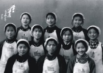 1969年下期学生在长沙纺织厂学工