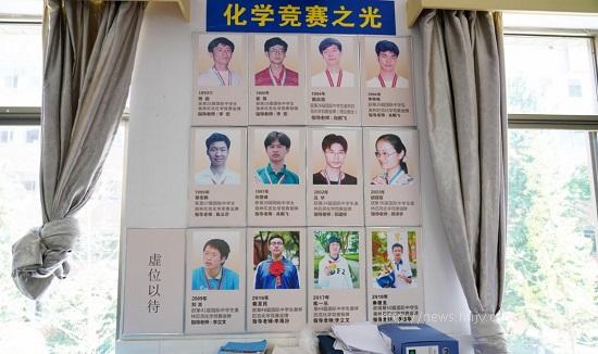 图片2.jpg 图片2.jpg